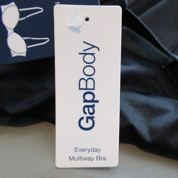GAP GapBody Women's Everyday Essentials Multiway T-Shirt Bra, True Black, 32D - Picture 4 of 8
